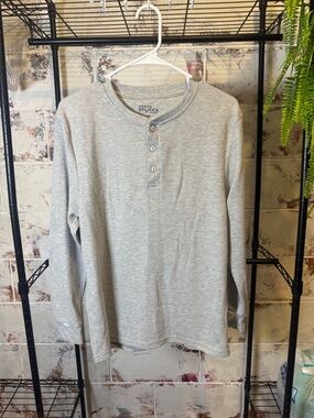 Galaxy By Harvic Light Gray Long Sleeve Henley